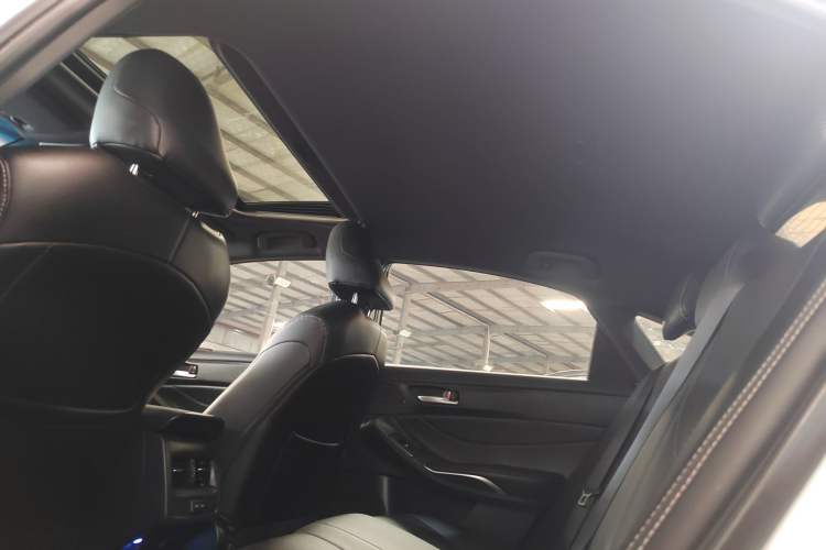 Used Toyota Avalon 2022 2.0L Ambition Edition Interior 7