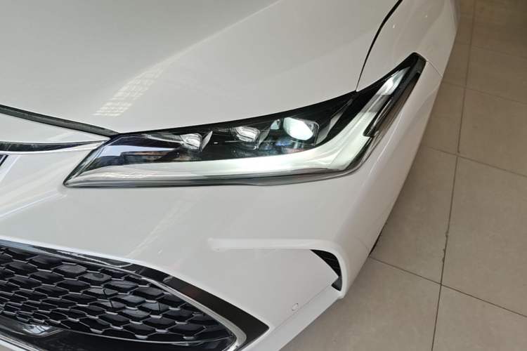 Used Toyota Avalon 2022 2.5L Luxury Edition Left Front Headlight