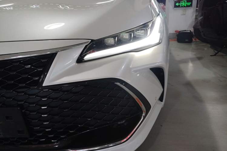 Used Toyota Avalon 2022 2.5L Luxury Edition Left Front Headlight
