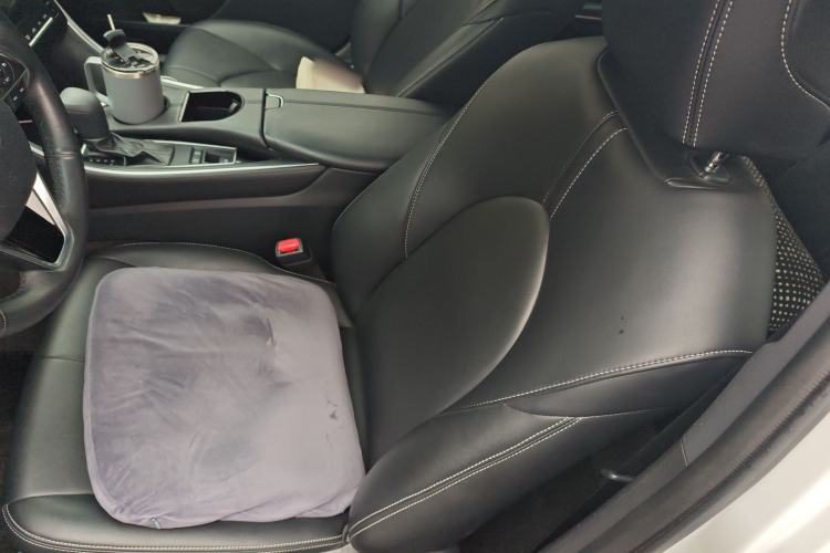 Used Toyota Avalon 2022 2.0L Ambition Edition Left Front Seat