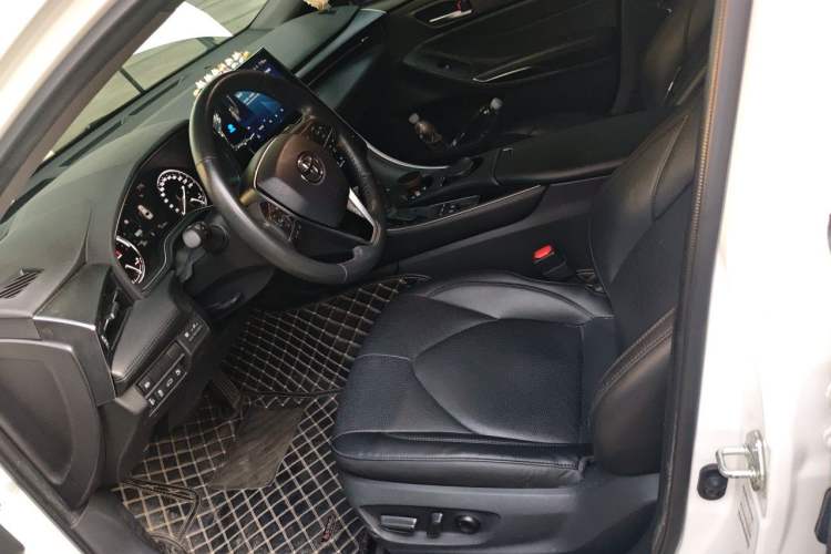 Used Toyota Avalon 2022 Dual-Engine 2.5L Luxury Edition Left Front Seat
