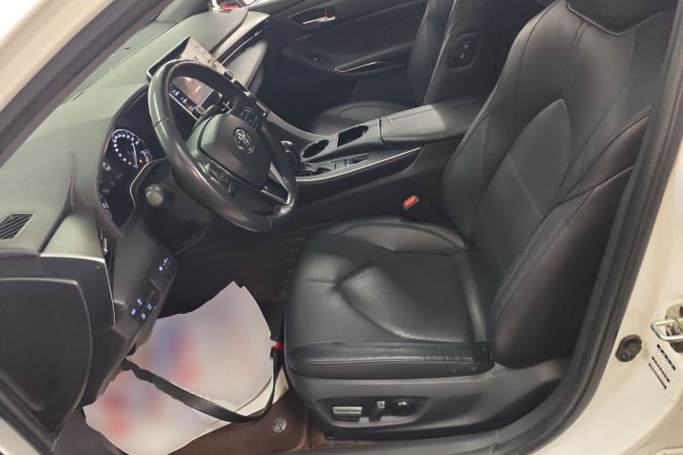 Used Toyota Avalon 2022 2.0L Luxury Edition Left Front Seat