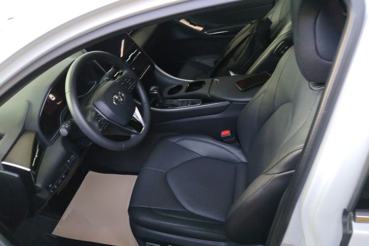 Used Toyota Avalon 2022 2.0L Luxury Edition Left Front Seat