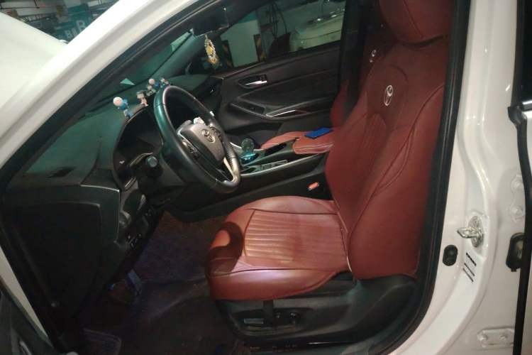 Used Toyota Avalon 2022 2.0L Luxury Edition Left Front Seat