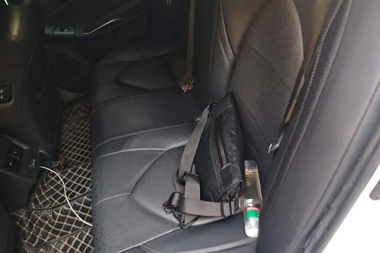 Used Toyota Avalon 2022 Dual-Engine 2.5L Luxury Edition Left Rear Seat