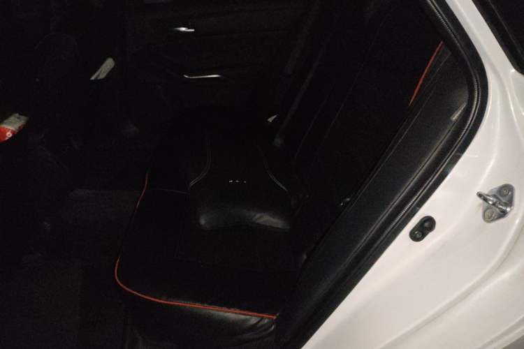 Used Toyota Avalon 2022 2.0L Luxury Edition Left Rear Seat