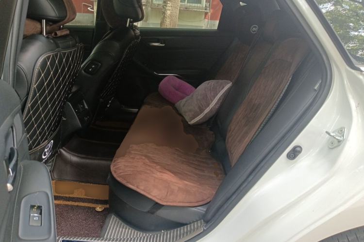 Used Toyota Avalon 2022 Dual-Engine 2.5L Luxury Edition Left Rear Seat