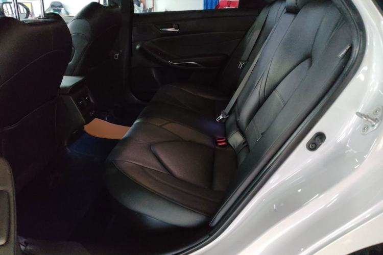 Used Toyota Avalon 2022 Dual-Engine 2.5L Luxury Edition Left Rear Seat