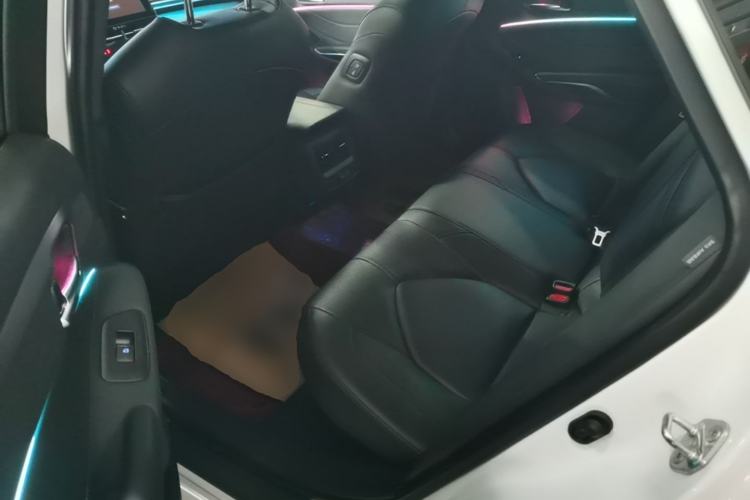 Used Toyota Avalon 2022 Dual-Engine 2.5L Luxury Edition Left Rear Seat