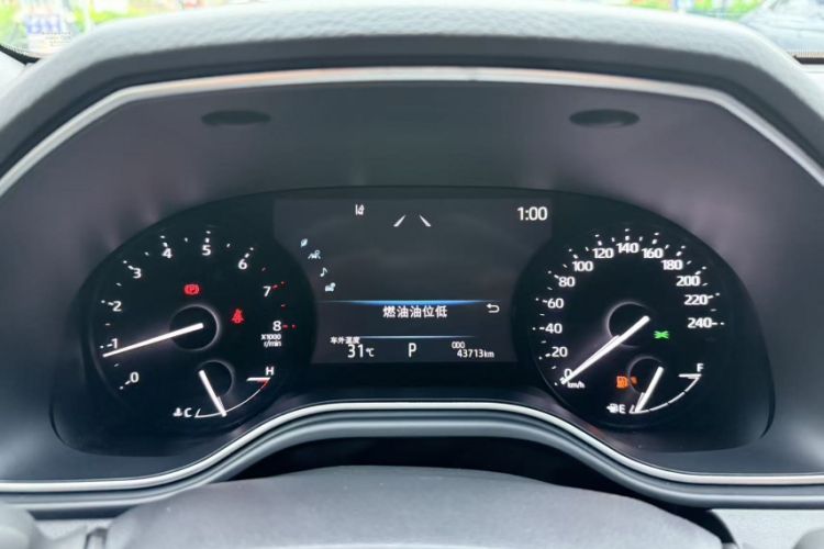 Used Toyota Avalon 2022 2.0L Luxury Edition Odometer Close Up
