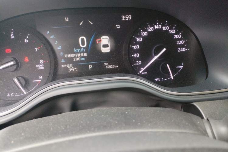 Used Toyota Avalon 2022 2.0L Luxury Edition Odometer Close Up