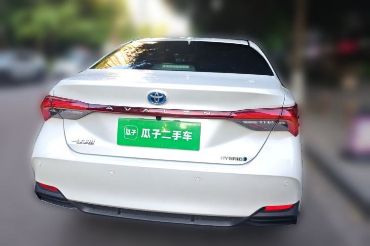 Used Toyota Avalon 2022 Dual-Engine 2.5L Luxury Edition Rear