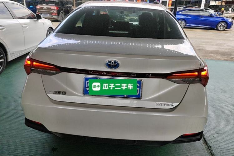 Used Toyota Avalon 2022 Dual-Engine 2.5L Luxury Edition Rear