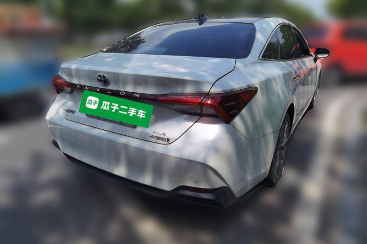 Used Toyota Avalon 2022 Dual-Engine 2.5L XLE Premium Edition Rear