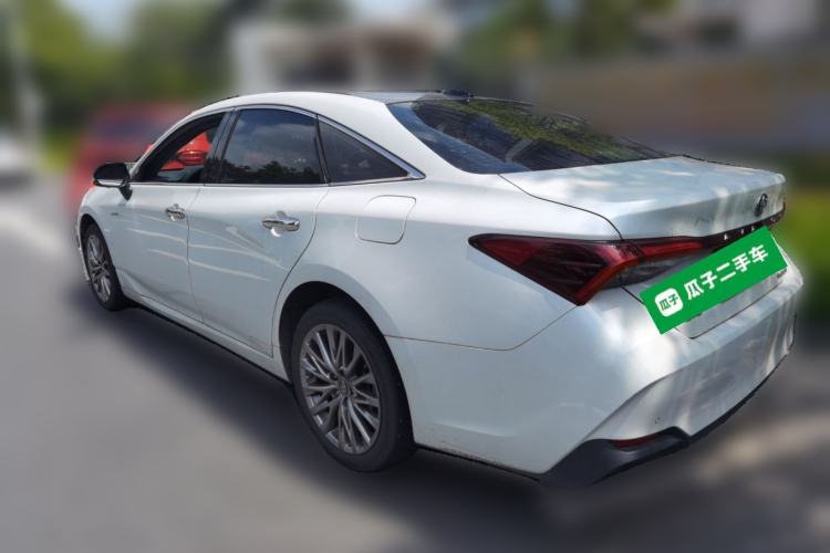 Used Toyota Avalon 2022 Dual-Engine 2.5L XLE Premium Edition Rear Left 45 Deg