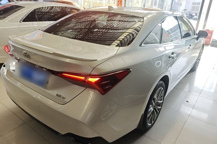 Used Toyota Avalon 2022 2.5L Luxury Edition Rear Right 45 Deg