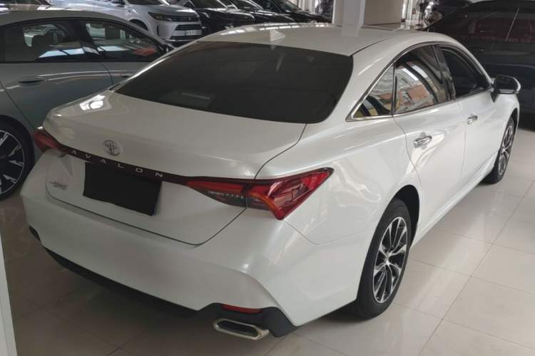 Used Toyota Avalon 2022 2.0L Luxury Edition Rear Right 45 Deg