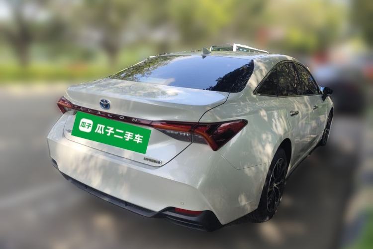 Used Toyota Avalon 2022 Dual-Engine 2.5L Luxury Edition Rear Right 45 Deg