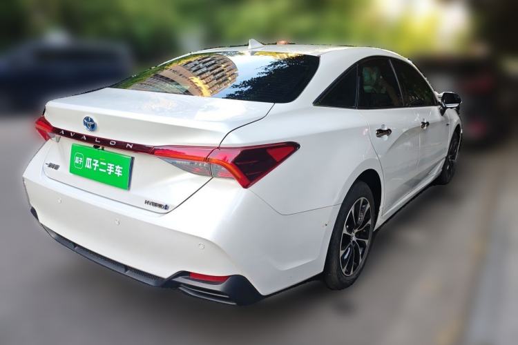 Used Toyota Avalon 2022 Dual-Engine 2.5L Luxury Edition Rear Right 45 Deg