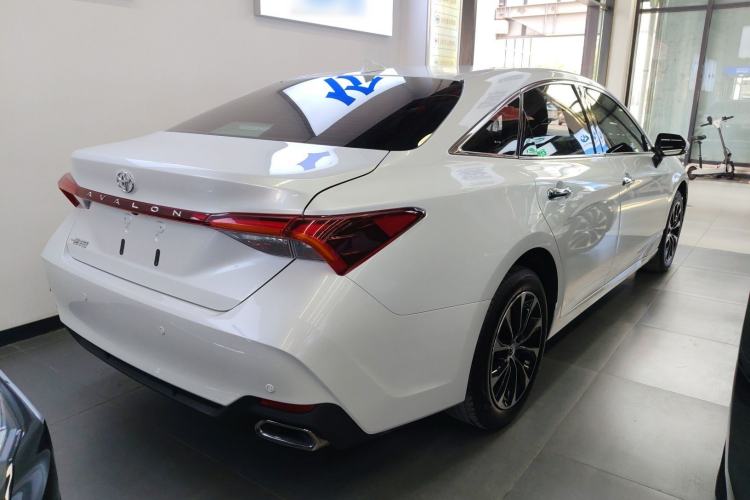 Used Toyota Avalon 2022 2.0L Luxury Edition Rear Right 45 Deg