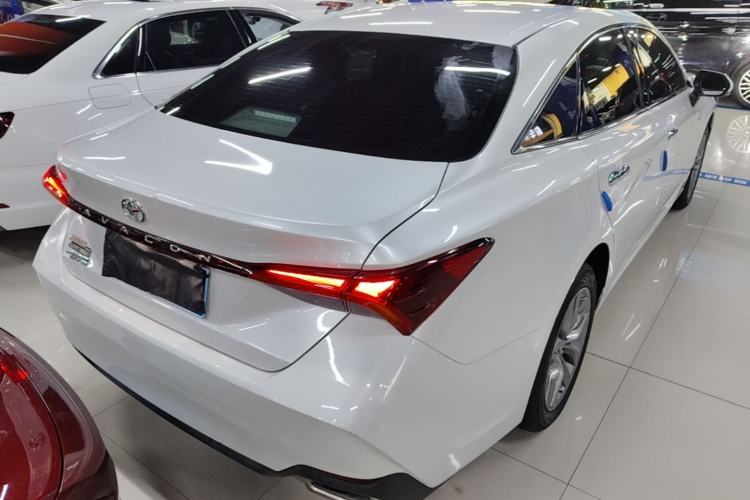 Used Toyota Avalon 2022 2.0L Luxury Edition Rear Right 45 Deg
