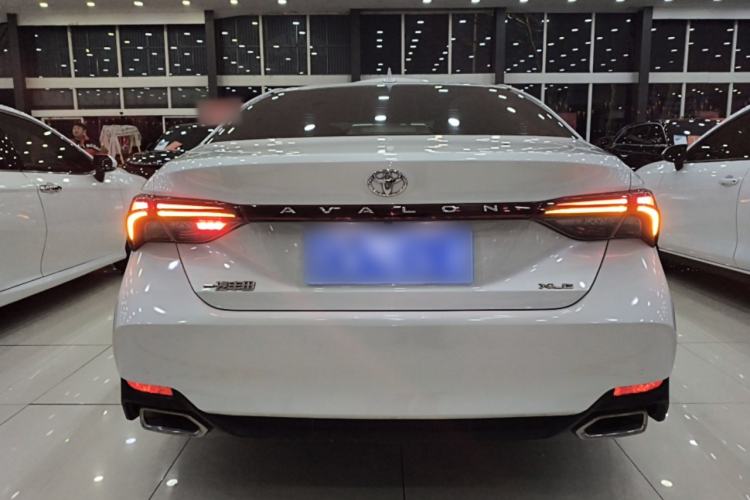 Used Toyota Avalon 2022 2.0L XLE Premium Edition Rear