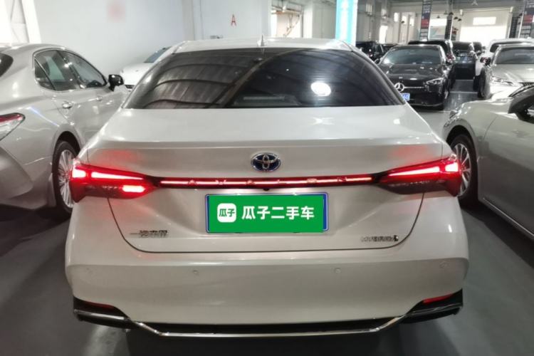 Used Toyota Avalon 2022 Dual-Engine 2.5L Luxury Edition Rear