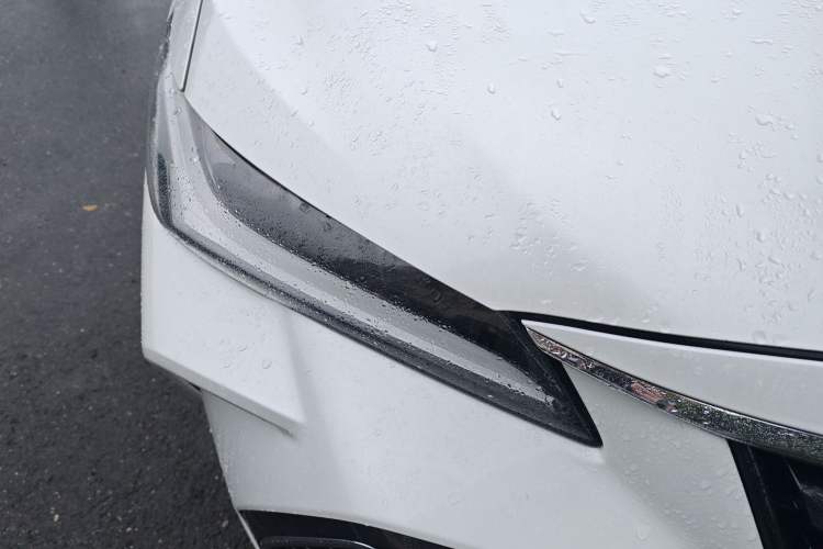 Used Toyota Avalon 2022 2.0L Ambition Edition Right Front Headlight