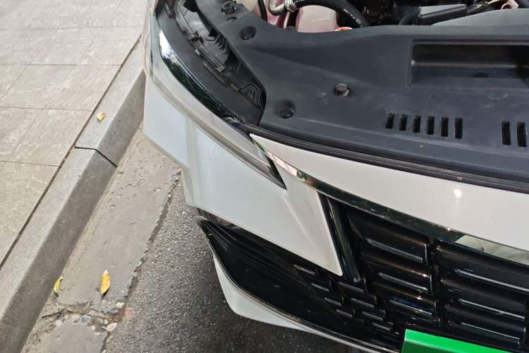 Used Toyota Avalon 2022 Dual-Engine 2.5L Luxury Edition Right Front Headlight