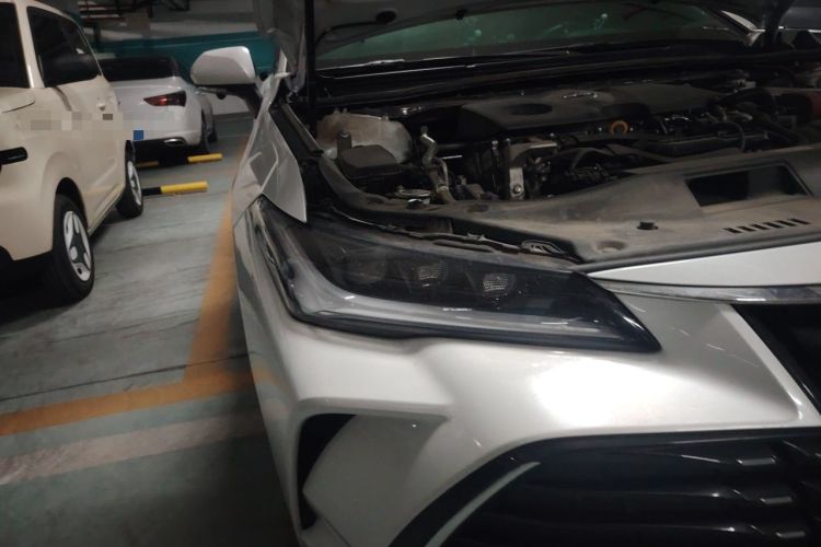 Used Toyota Avalon 2022 2.0L Luxury Edition Right Front Headlight