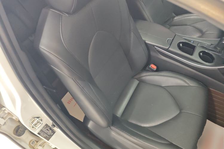Used Toyota Avalon 2022 2.0L Luxury Edition Right Front Seat