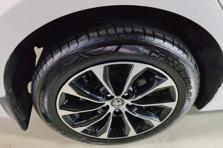 Used Toyota Avalon 2022 Dual-Engine 2.5L Luxury Edition Right Rear Wheel Hub