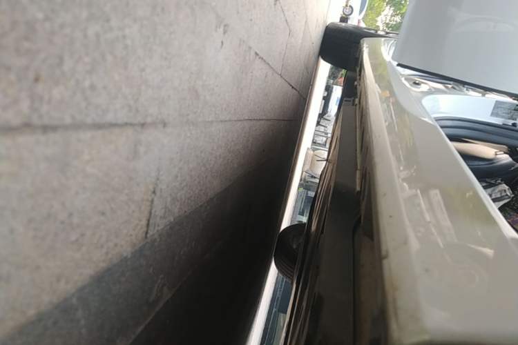 Used Toyota Avalon 2022 2.0L Ambition Edition Right Side Sill