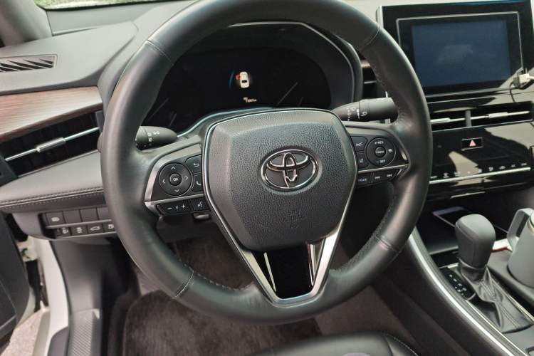 Used Toyota Avalon 2022 2.0L Ambition Edition Steering Wheel