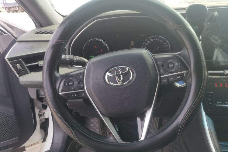 Used Toyota Avalon 2022 Dual-Engine 2.5L Luxury Edition Steering Wheel