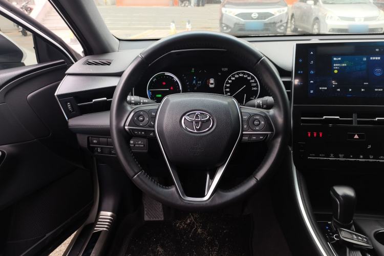 Used Toyota Avalon 2022 Dual-Engine 2.5L Luxury Edition Steering Wheel