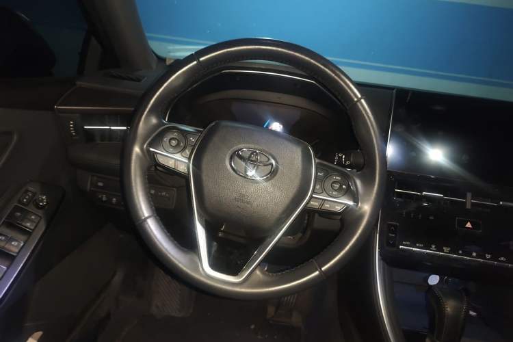 Used Toyota Avalon 2022 2.5L Luxury Edition Steering Wheel