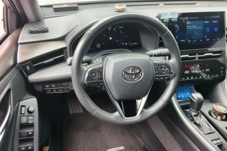 Used Toyota Avalon 2022 2.0L XLE Premium Edition Steering Wheel