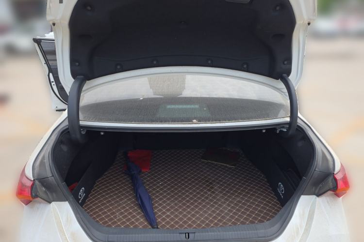 Used Toyota Avalon 2022 2.5L Luxury Edition Trunk