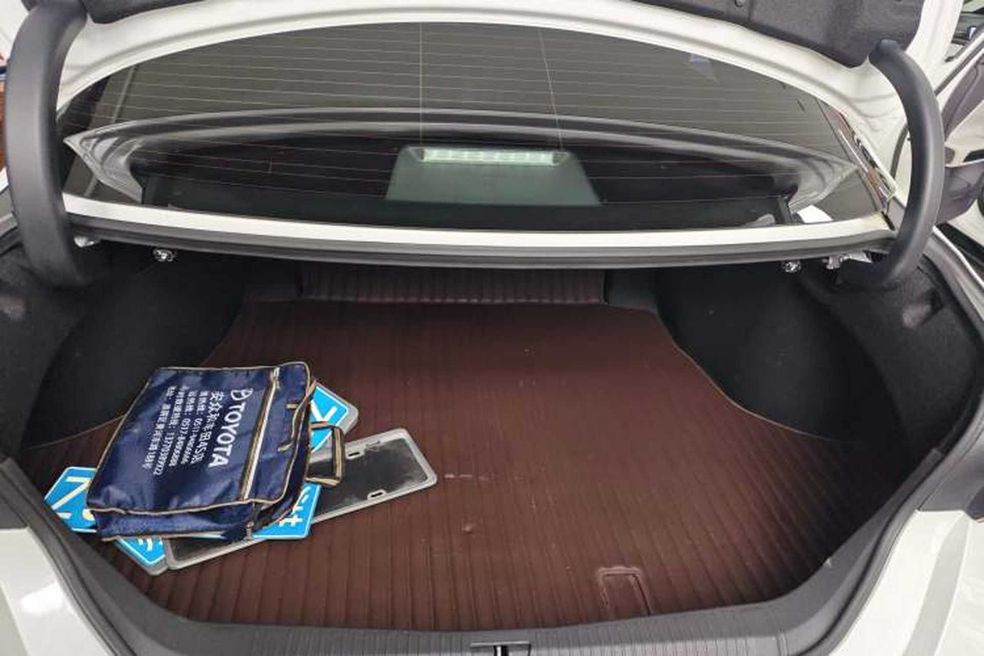 Used Toyota Avalon 2022 2.0L Luxury Edition Trunk