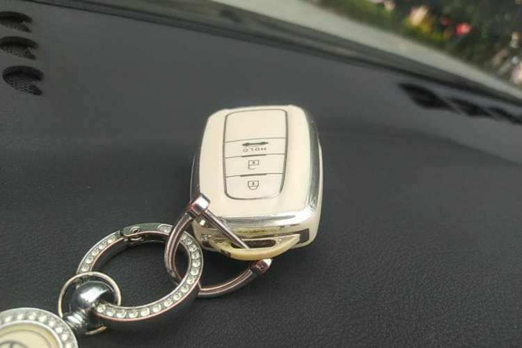 Used Toyota Avalon 2022 2.0L Ambition Edition Vehicle Key