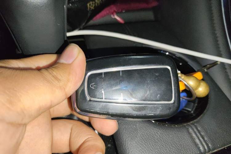 Used Toyota Avalon 2022 2.0L Luxury Edition Vehicle Key