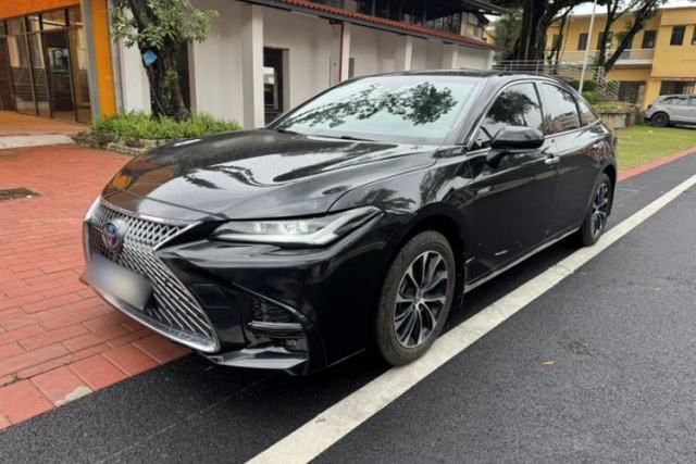 Used Toyota Avalon 2023 Dual-Engine 2.5L Luxury Edition