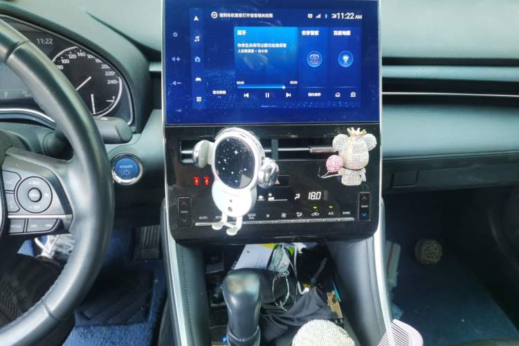 Used Toyota Avalon 2023 Dual-Engine 2.5L Luxury Edition Audio And AC Panel