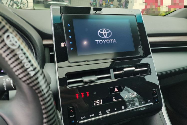 Used Toyota Avalon 2023 2.0L Premium Edition Audio And AC Panel