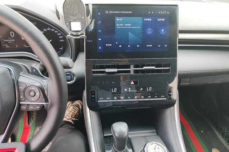 Used Toyota Avalon 2023 2.5L Luxury Edition Audio And AC Panel