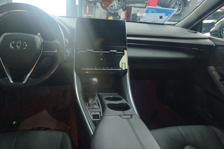 Used Toyota Avalon 2023 2.0L Luxury Edition Audio And AC Panel