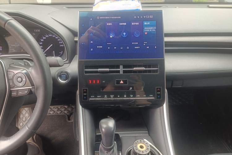 Used Toyota Avalon 2023 2.5L Luxury Edition Audio And AC Panel