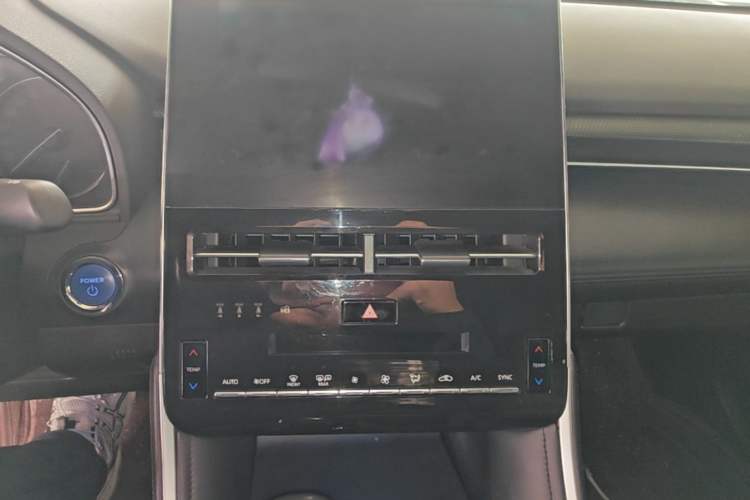 Used Toyota Avalon 2023 Dual-Engine 2.5L Luxury Edition Audio And AC Panel