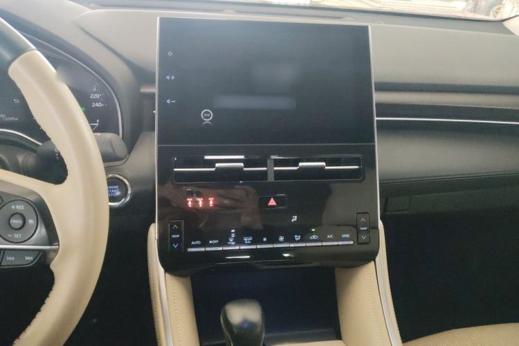Used Toyota Avalon 2023 2.0L Luxury Edition Audio And AC Panel